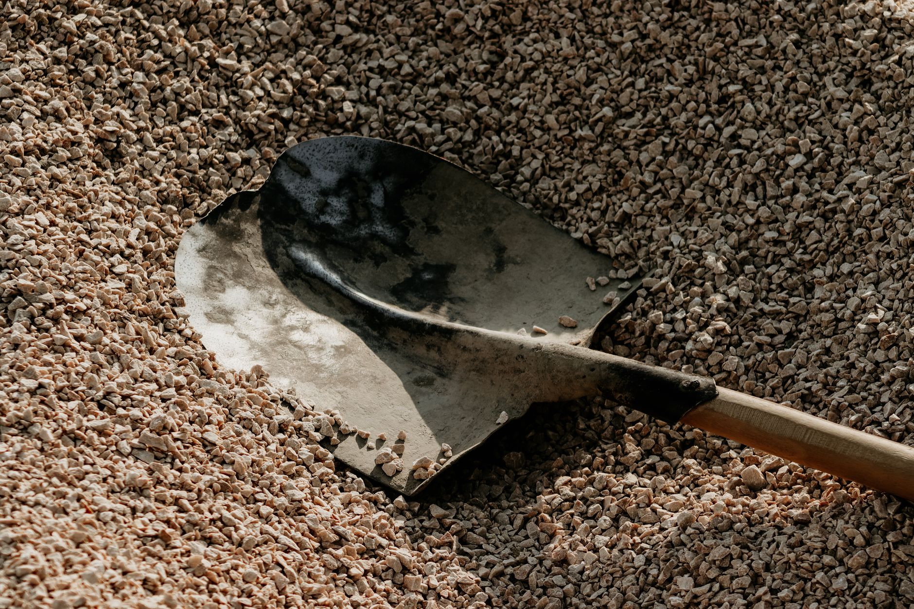 Improving sandy soil