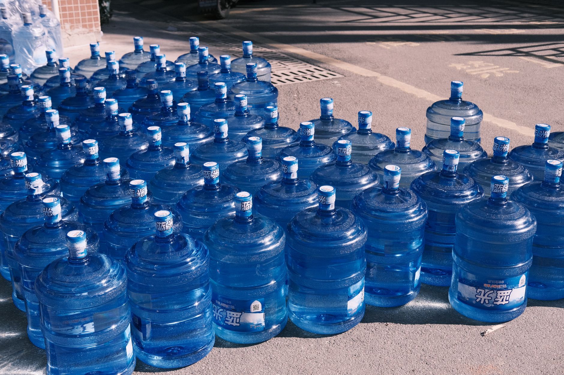 Food-grade water storage containers